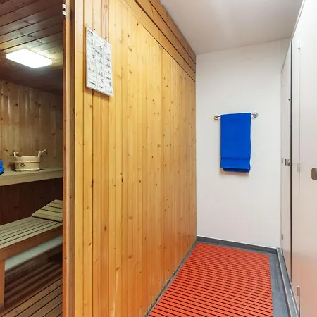 Parkareal - Utoring-47 By Interhome *
